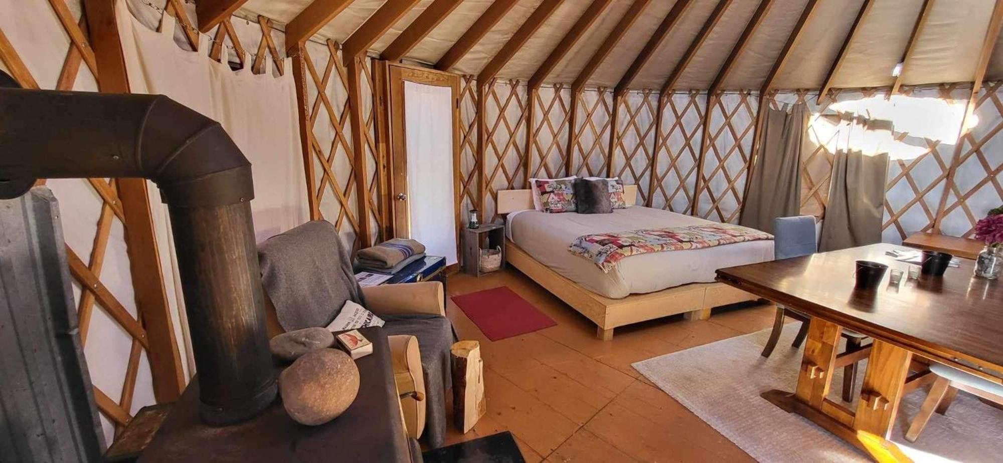 Mount Logan Ecolodge & Retreat Center Haines Junction Extérieur photo